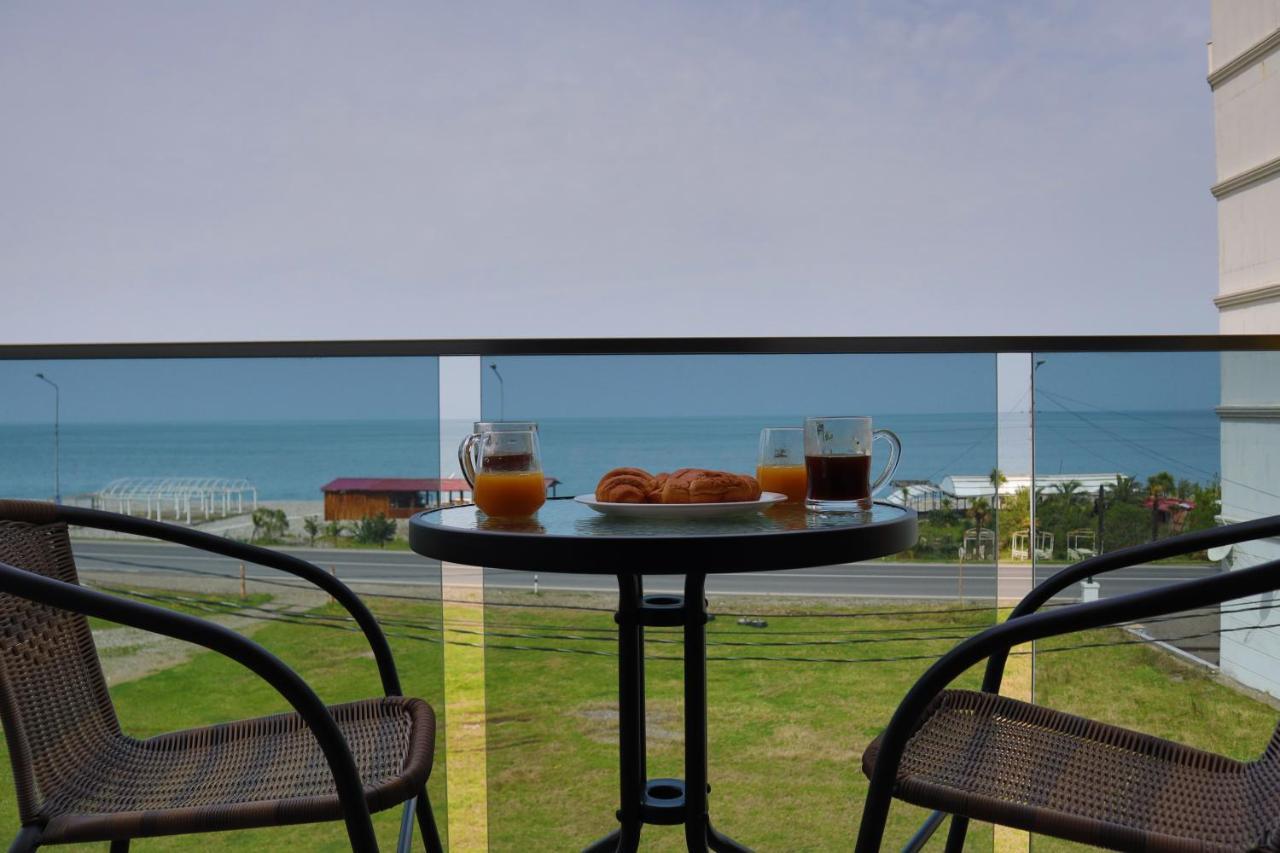 מלון קבריאטי Casa Del Mar מראה חיצוני תמונה